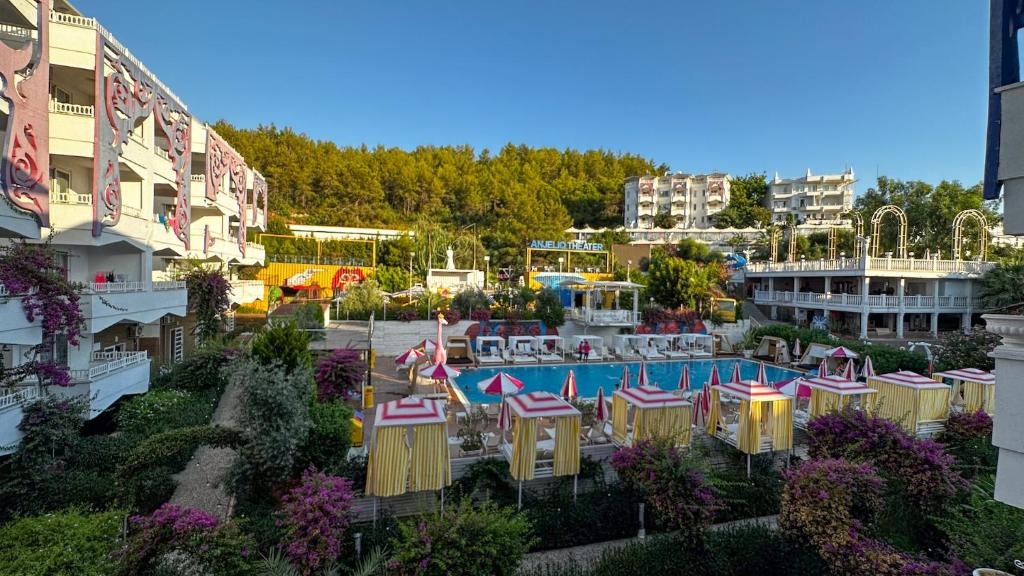 هتل کلاب آنجلیک